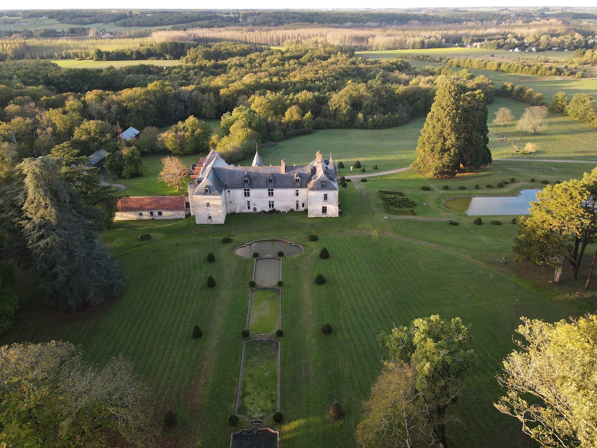 Overnat på Château de Valesne (Elyette værelse)