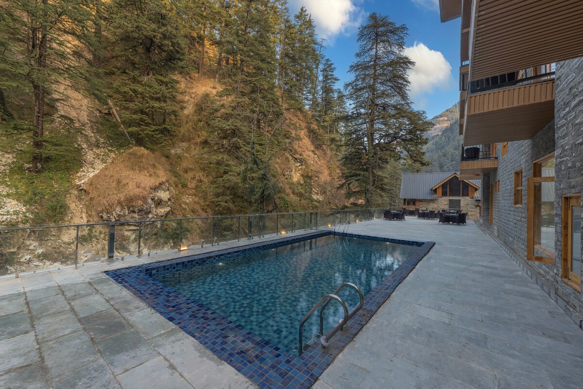 Alpine Cottage Room | River-View Balcony | Jibhi
