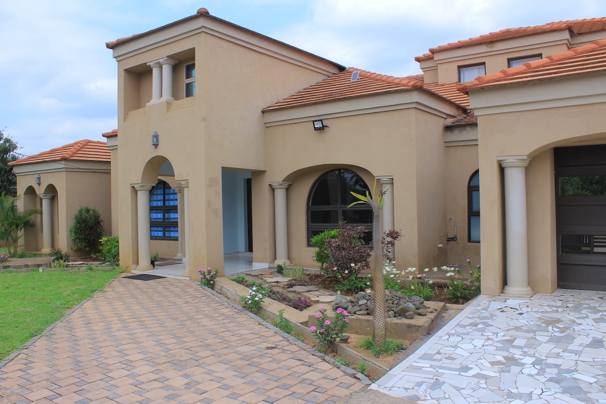 Modern home in Giyani