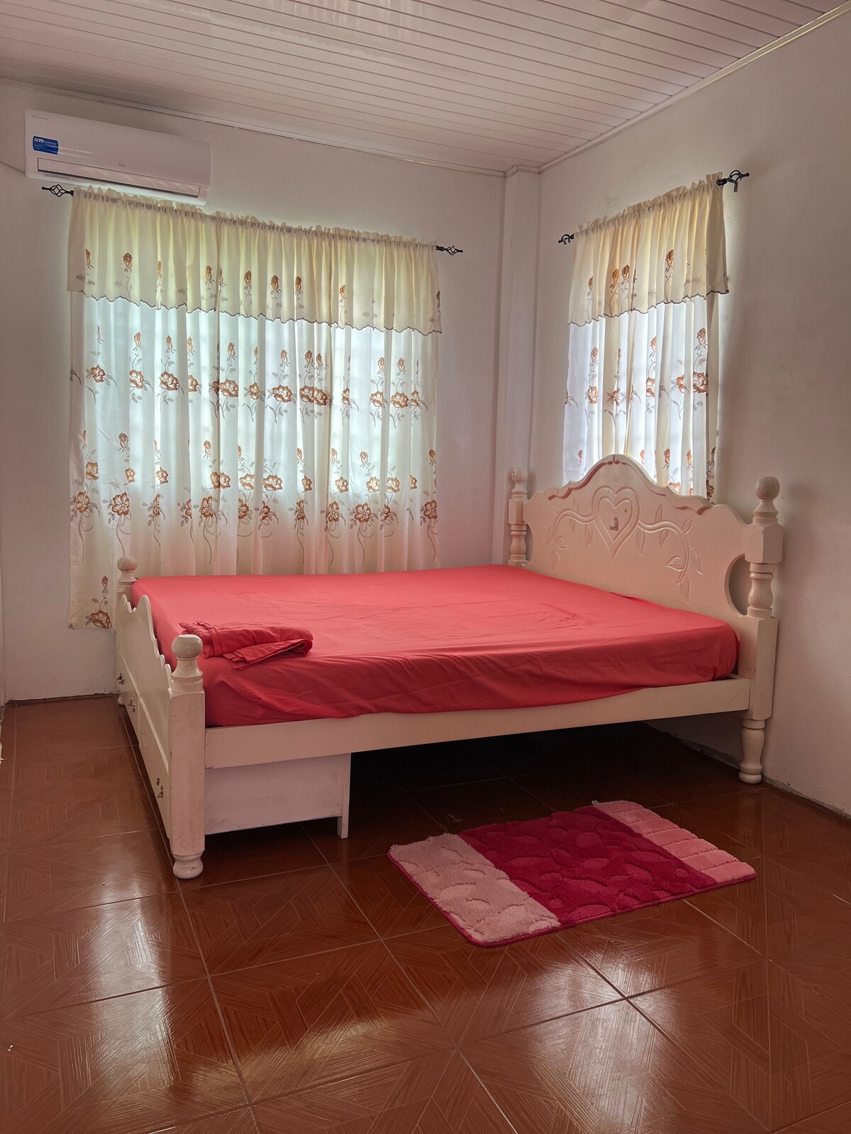 Furnished 2 bedrooms apartment