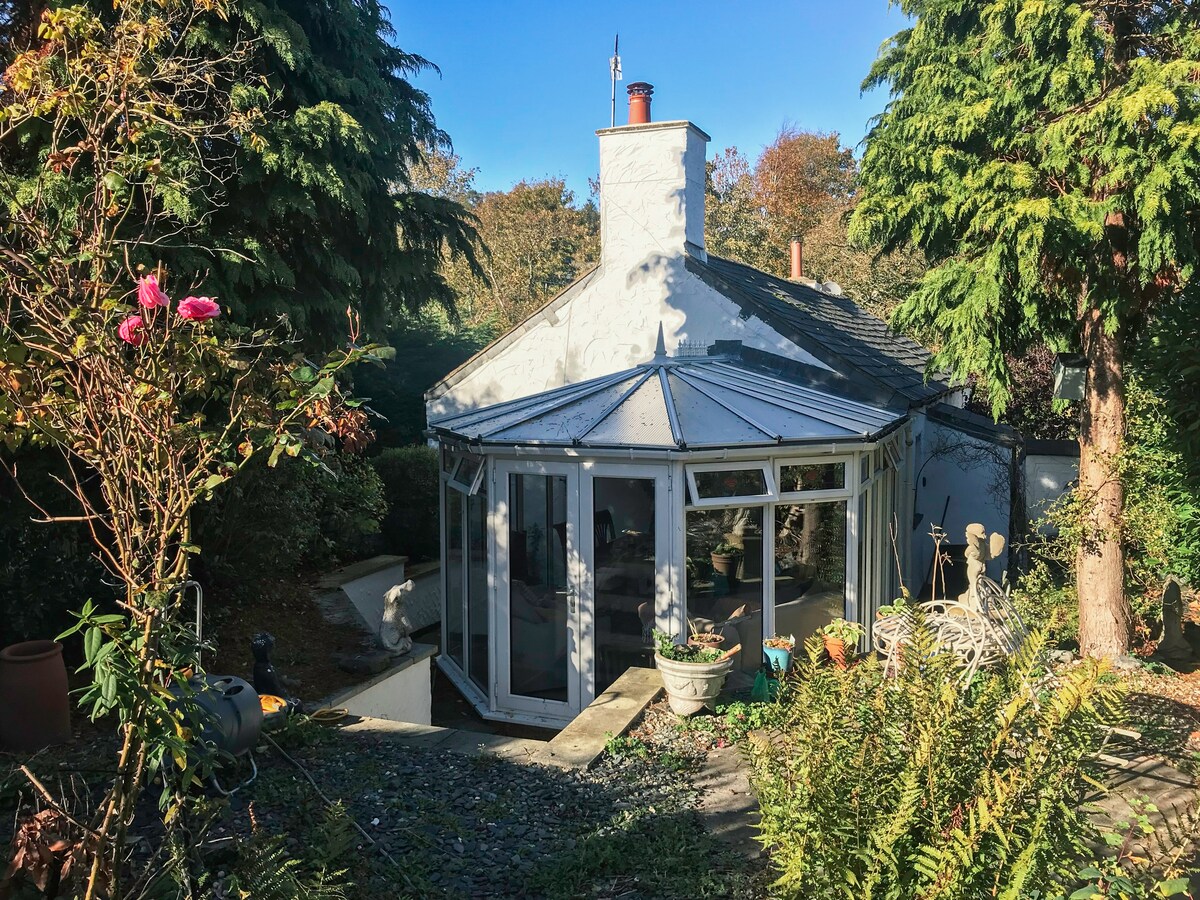 Cosy Cottage Retreat Near Snowdonia and the Coast