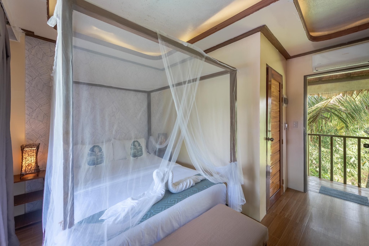 Deluxe Room at the Hillside Siargao