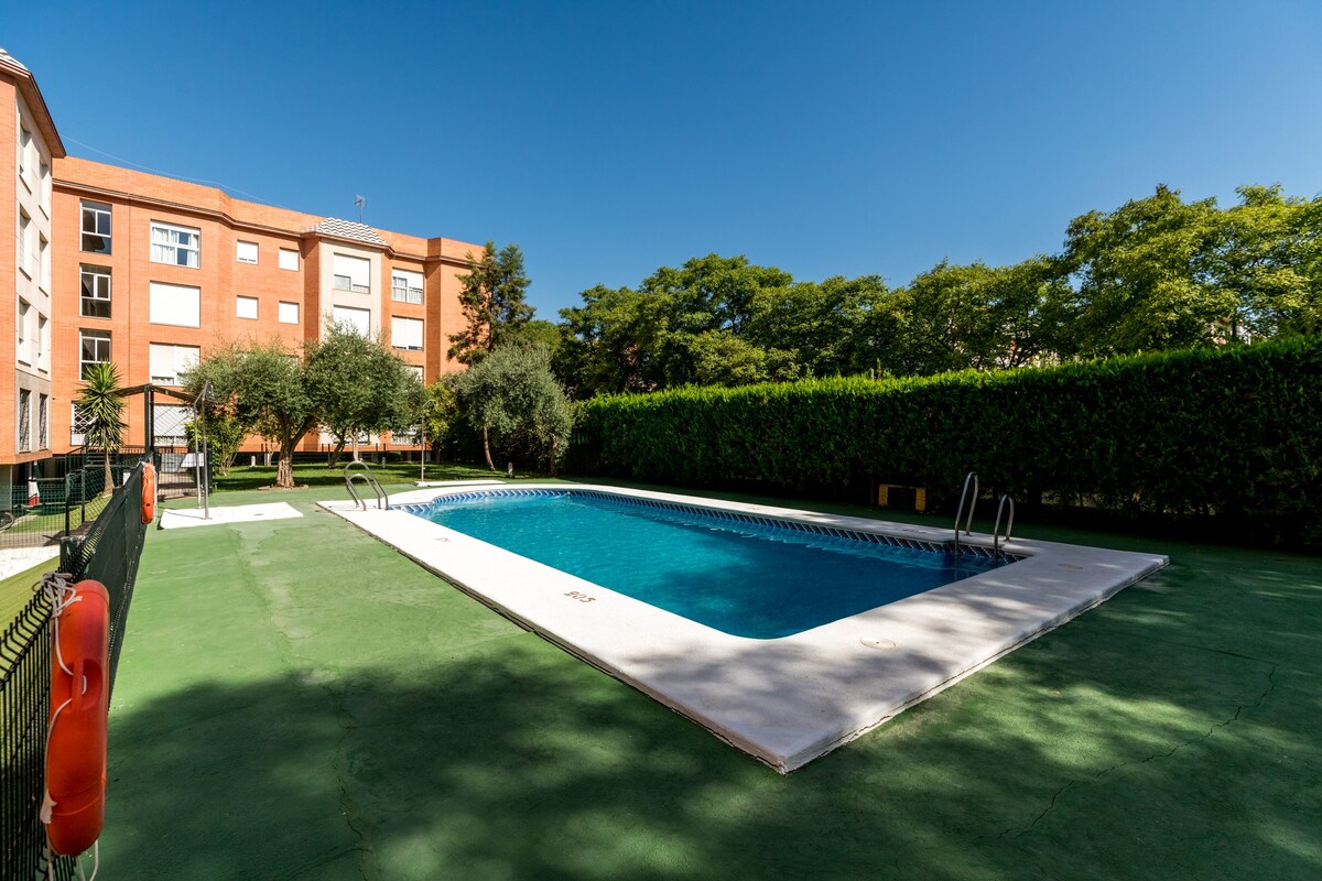 Apartamento piscina y garaje FIBES