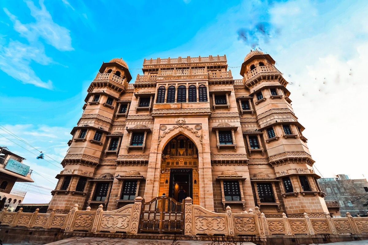 Guulab Haveli, Heritage Fort View Suits Room