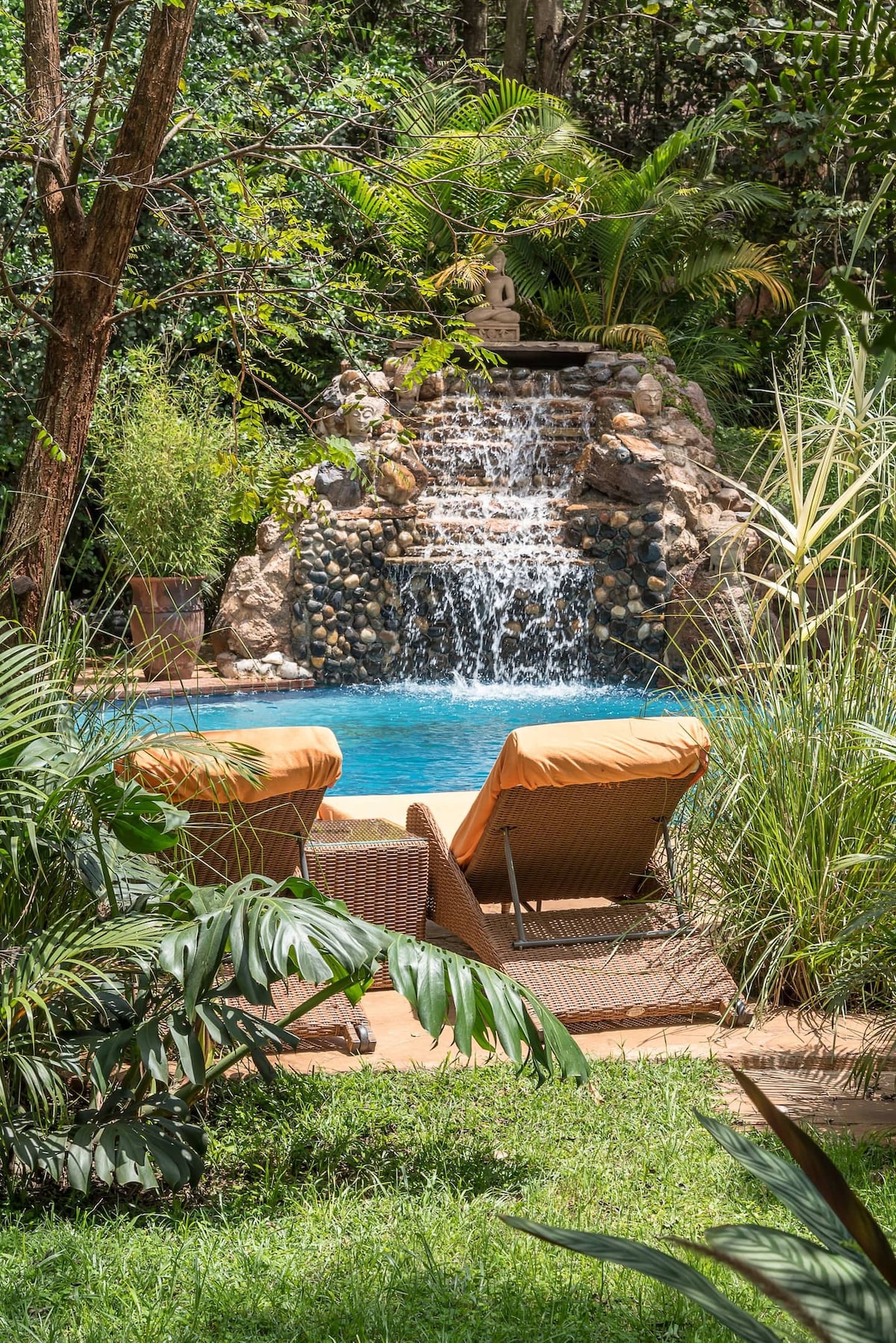 Jungle Oasis 2BR Cottage 1 w/heated pool