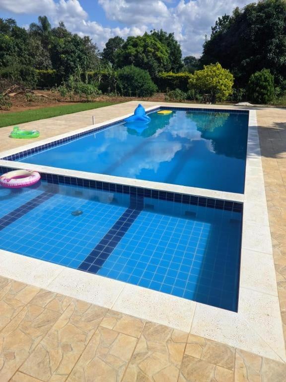 Chácara 20 Pessoas com piscina