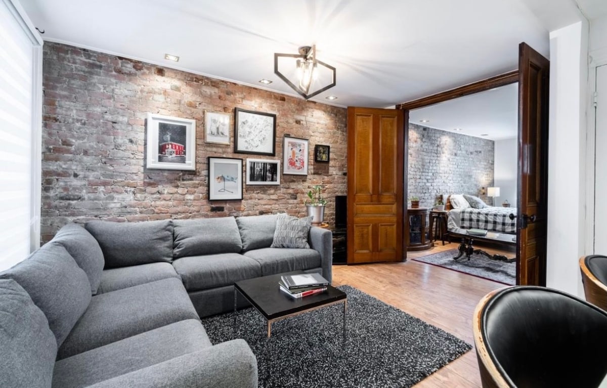 Charming 3 BR at heart of DT MTL
