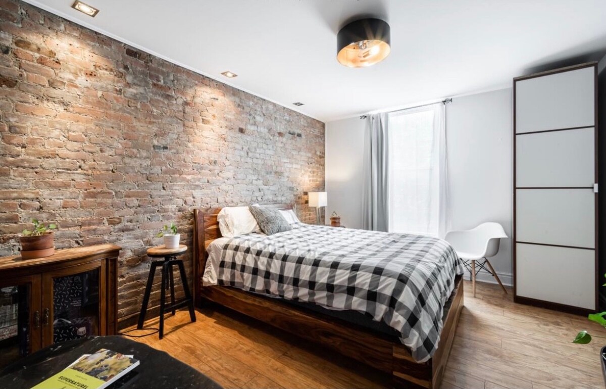 Charming 3 BR at heart of DT MTL