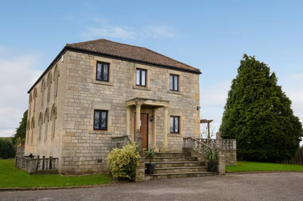Guest Homes | Longscroft Manor