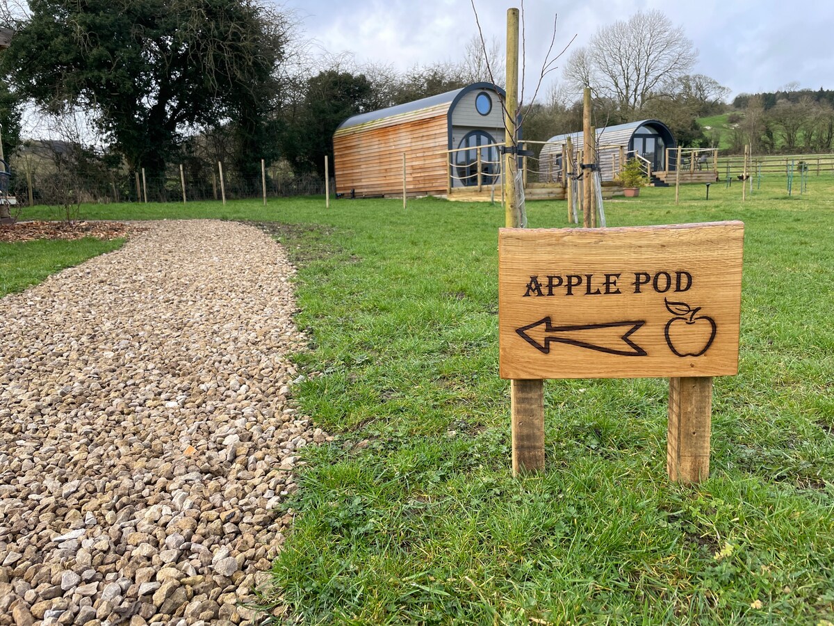 Sweet & Cosy for 4 Apple Pod - 3 Trees Glamping