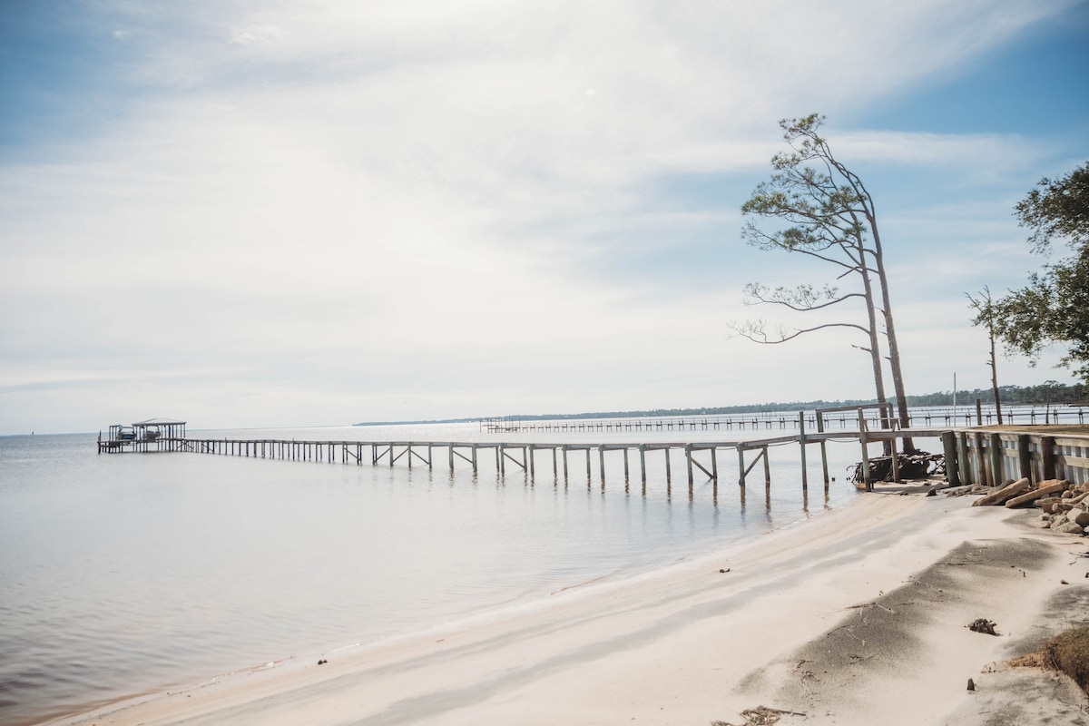 Coastal Retreat - Blackwater Bay