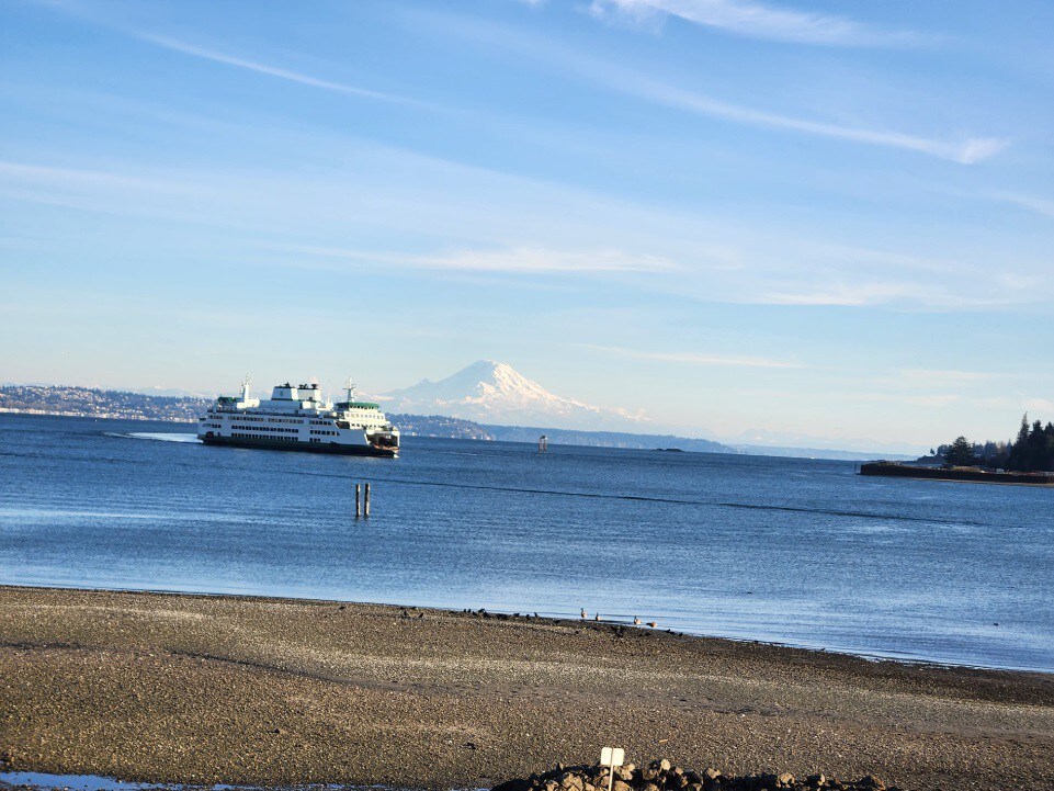 Bainbridge Island Beach Heaven