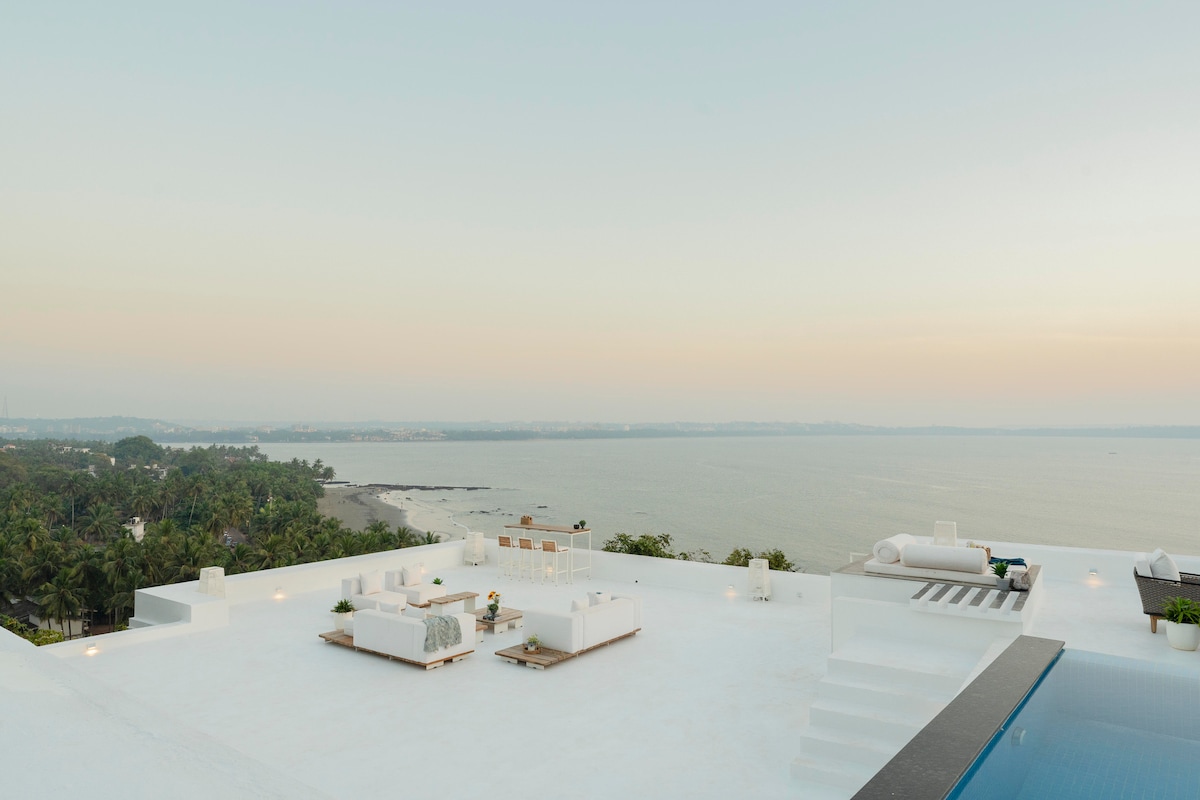 Staymaster Sea La Vie · Infinity Pool · Sea View