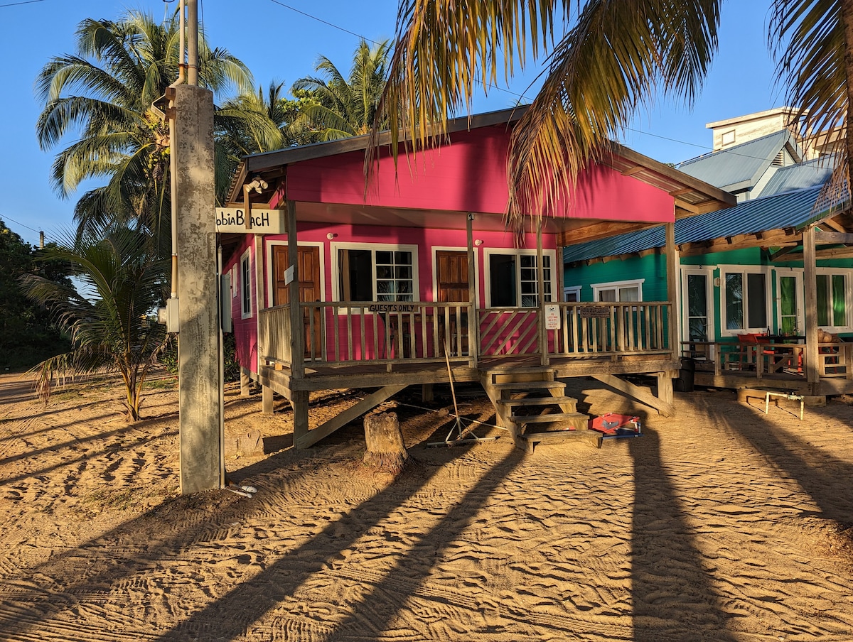 COBIA Beach Guest House. Pink