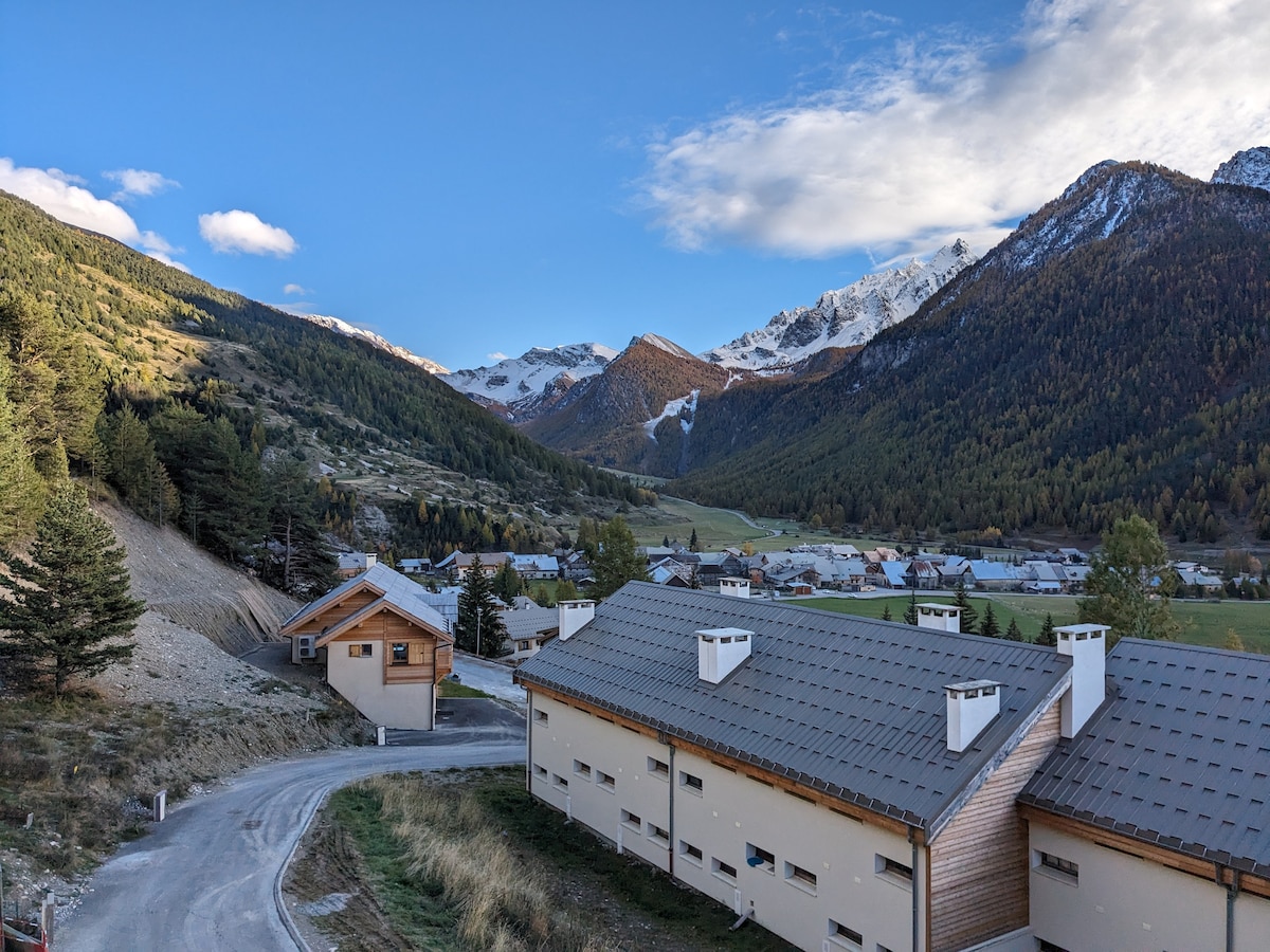 Chalet spacieux en montagne