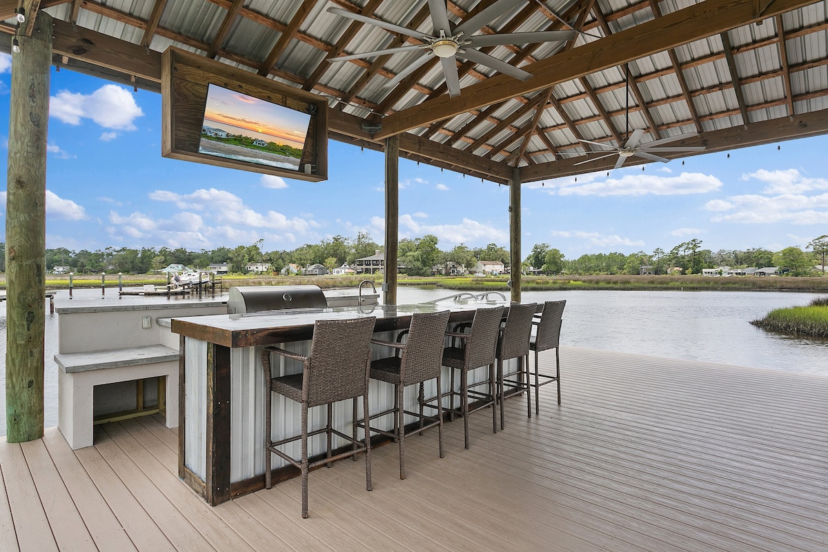 科奎纳海滨豪宅（ Coquina Waterfront Mansion