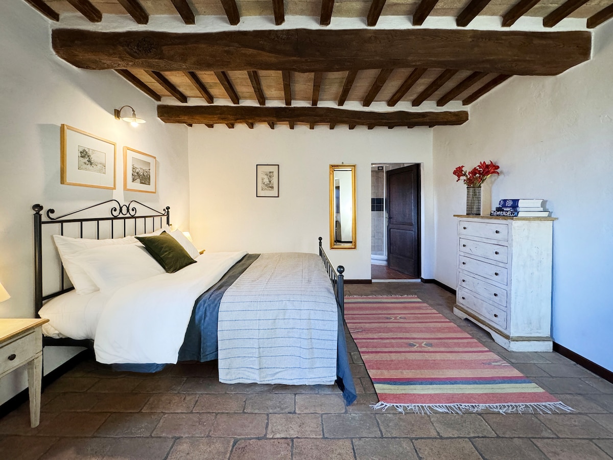 Peaceful Tuscan Escape:Pool View Suite Il Vigno209