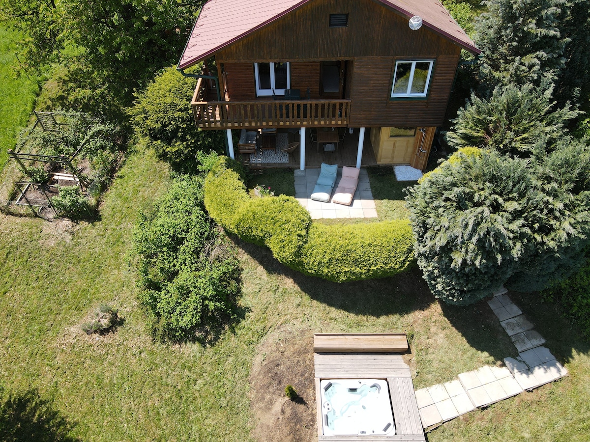 Villa mit Sauna und Whirlpool