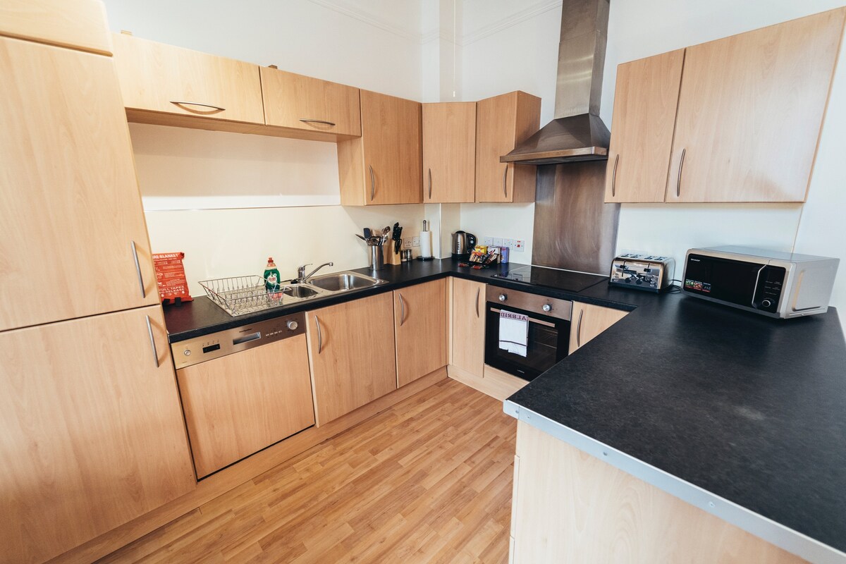 Two Bedroom serviced apartment with parking.