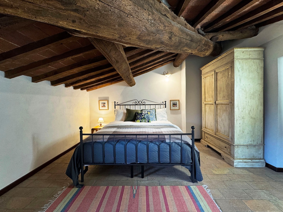 360° Tuscan View Haven:Top-Floor Suite Il Vigno210