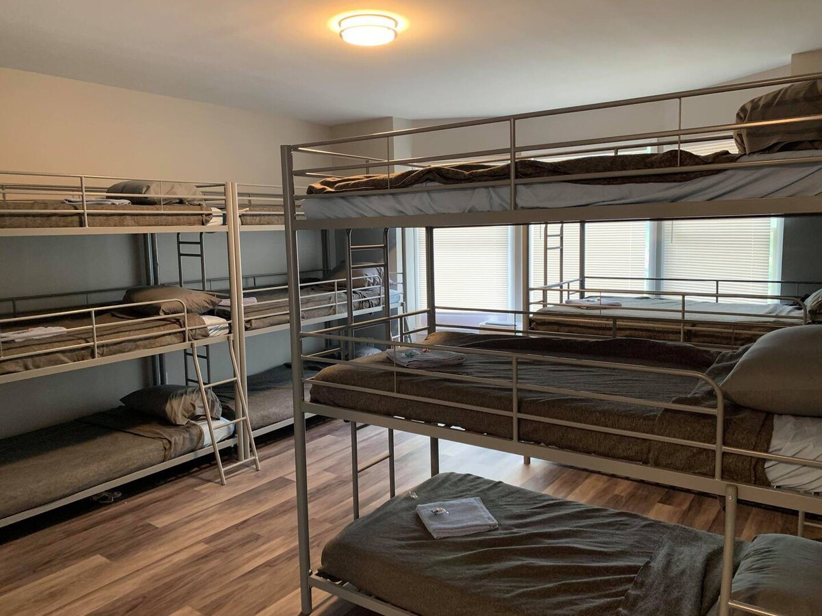 Modern Coed Dorm in Harrisburg 2