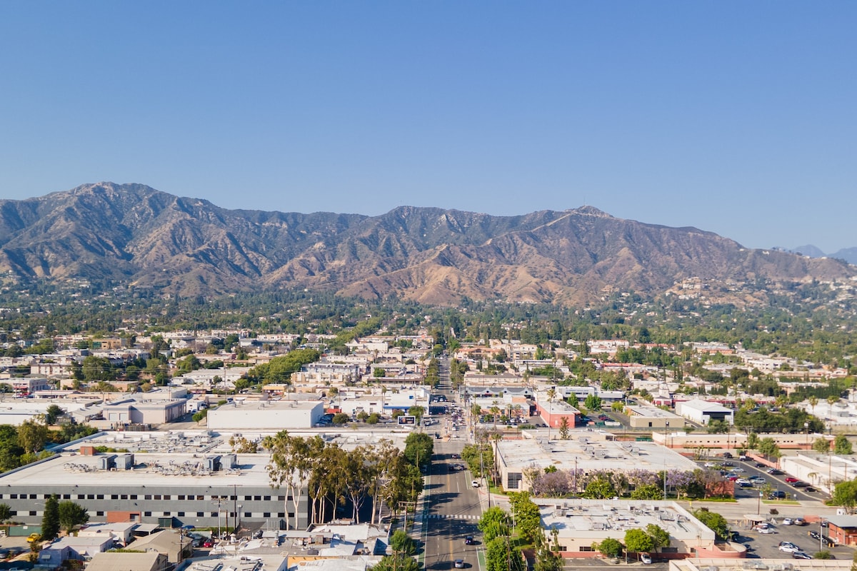 Luxurious-Exquisite Modern Home - Burbank Studios