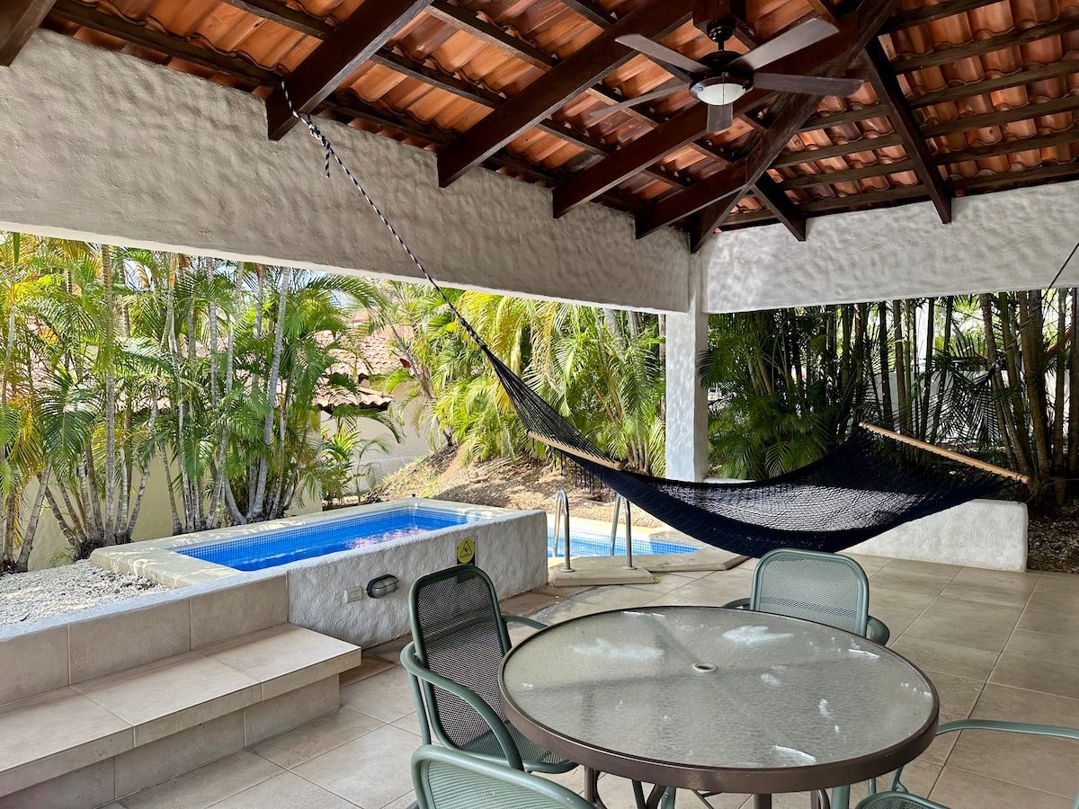 Hermosa villa with private pool