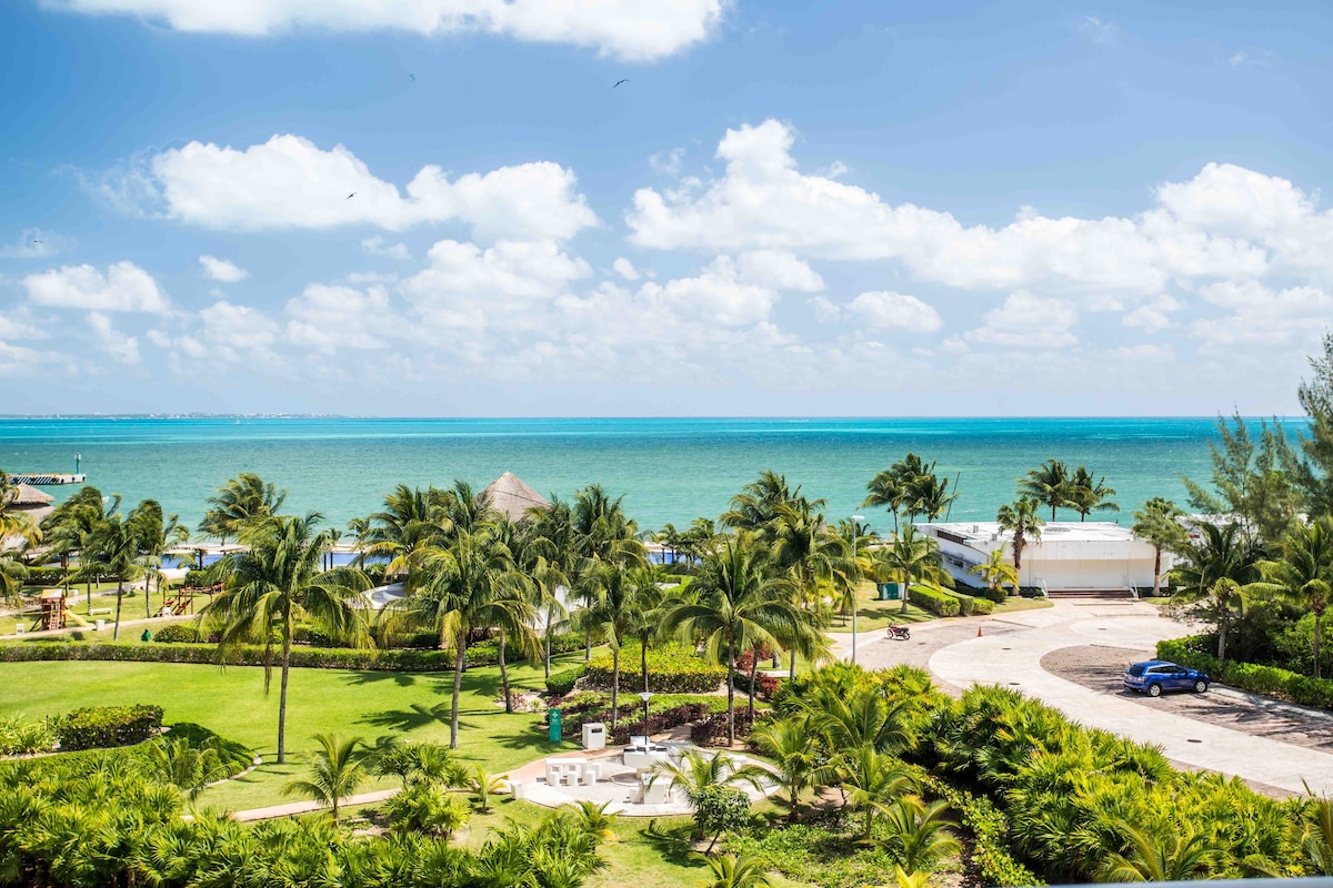 Beach View Amara Beachfront Caribe