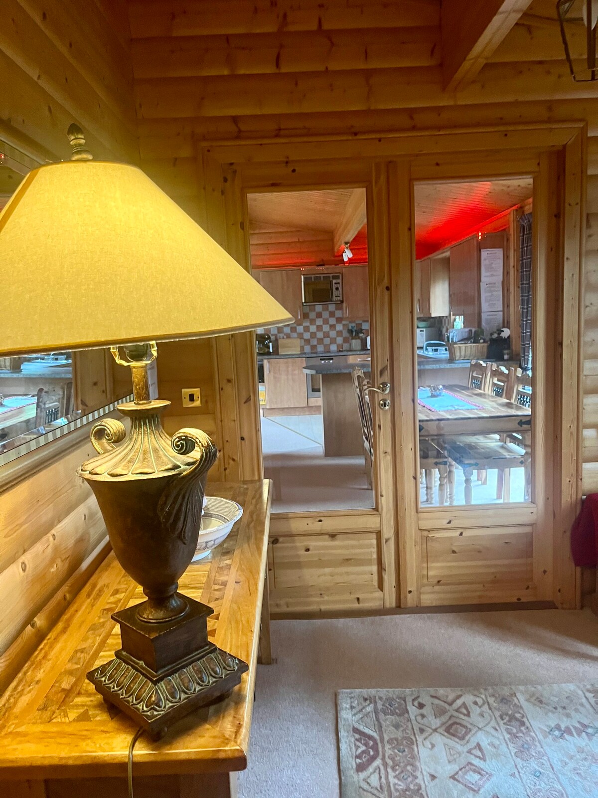 Luxury Norwegian Log Cabin