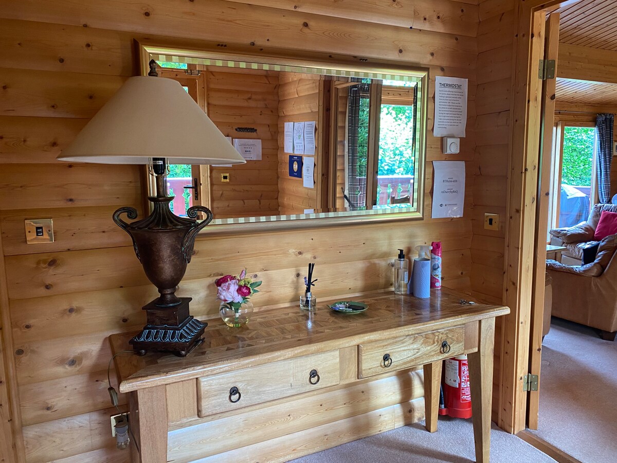 Luxury Norwegian Log Cabin