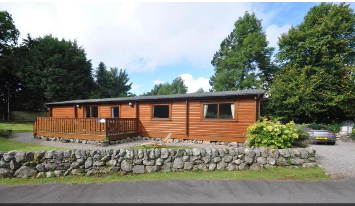 Luxury Norwegian Log Cabin