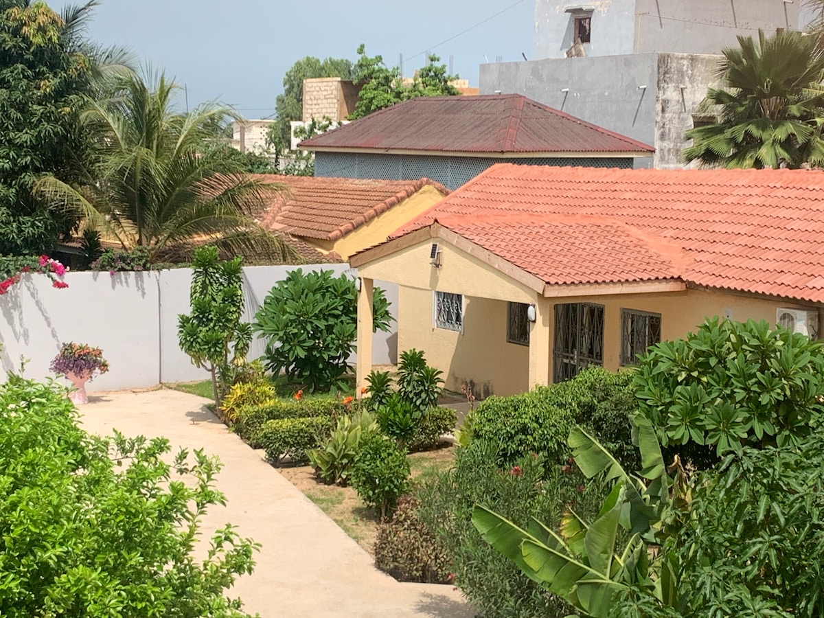 Maison avec piscine SALY