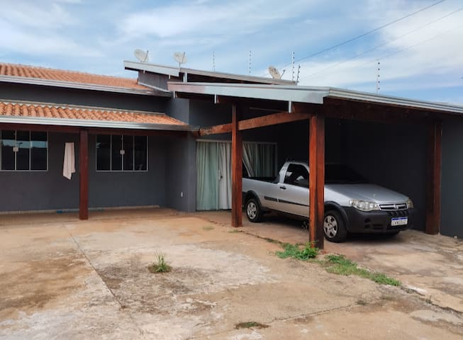 Araraquara的民宿