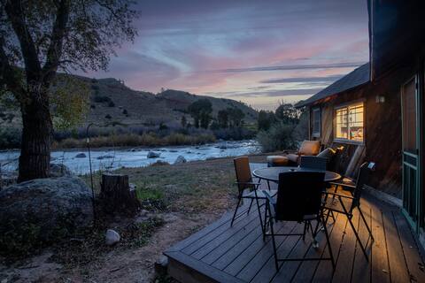 Historic Wind River Family Retreat with 2 Cabins