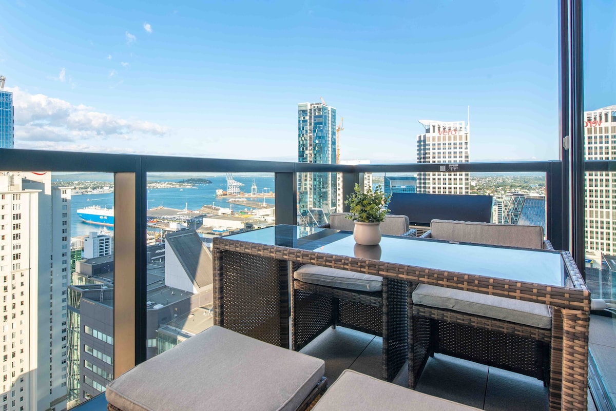 Seaview 2BR Penthouse Apt in Britomart