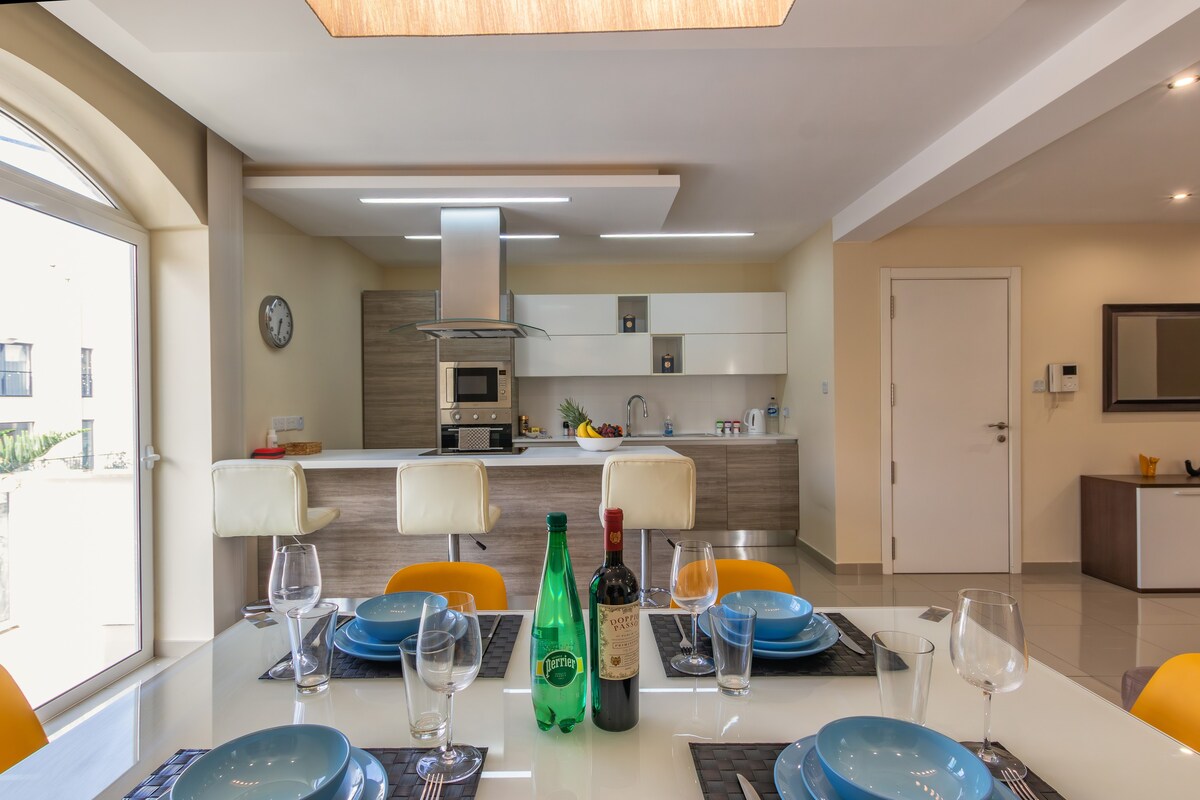 Modern 3 BR Apartment | close to Paceville & Beach