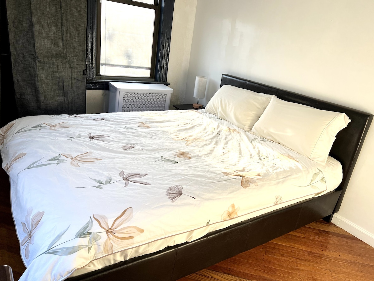 Private Bedroom in Queens, NYC