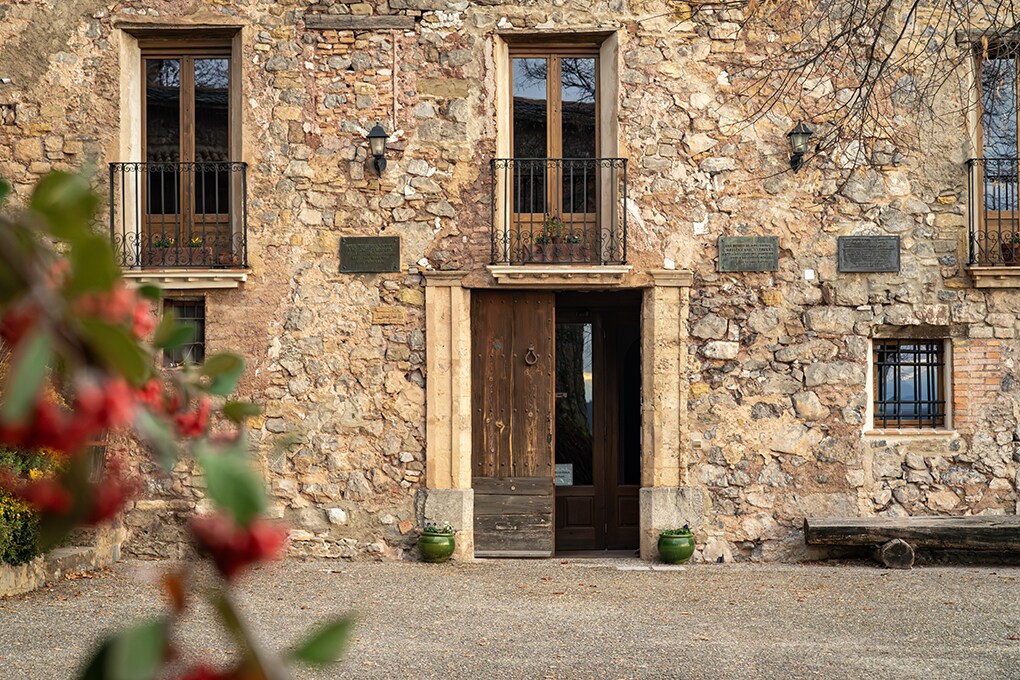 Sanctuary of Montgrony. Room with bunk beds