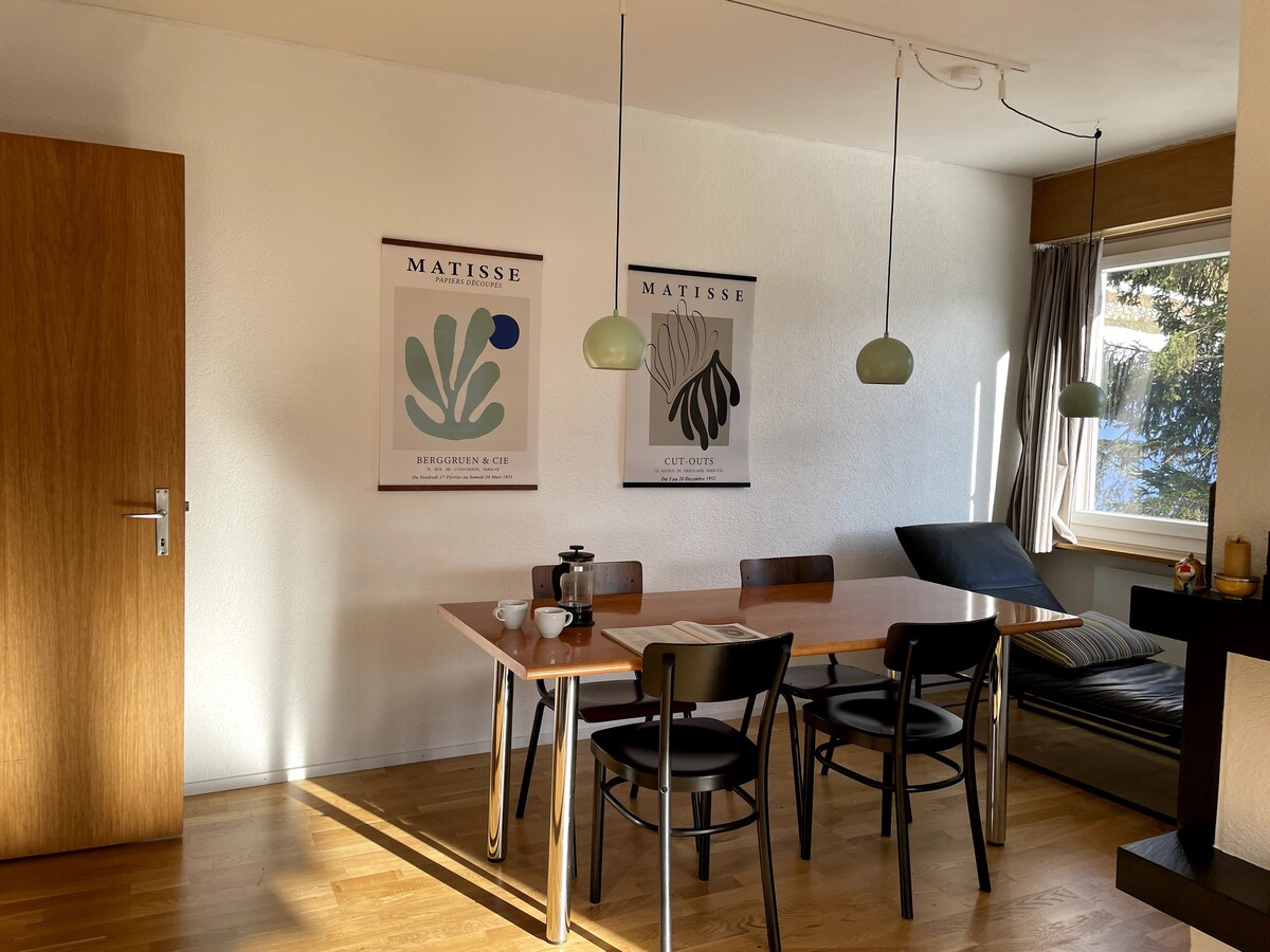 Casa Splendusa - sonnige Wohnung in Brigels