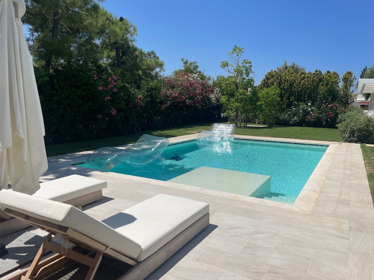 Villa Felice B-Luxurious modern private pool villa