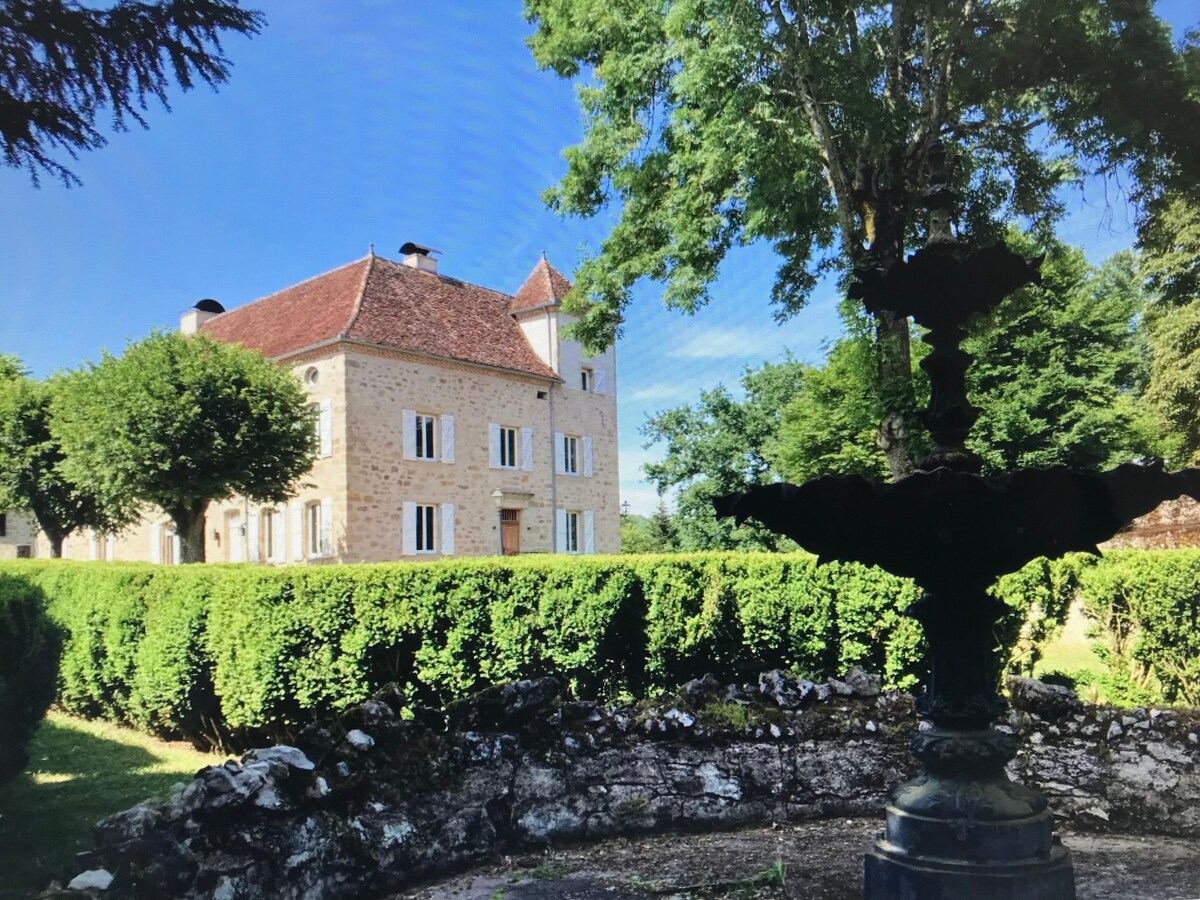 Superbe gîte au Château de Bataillé-Figeac