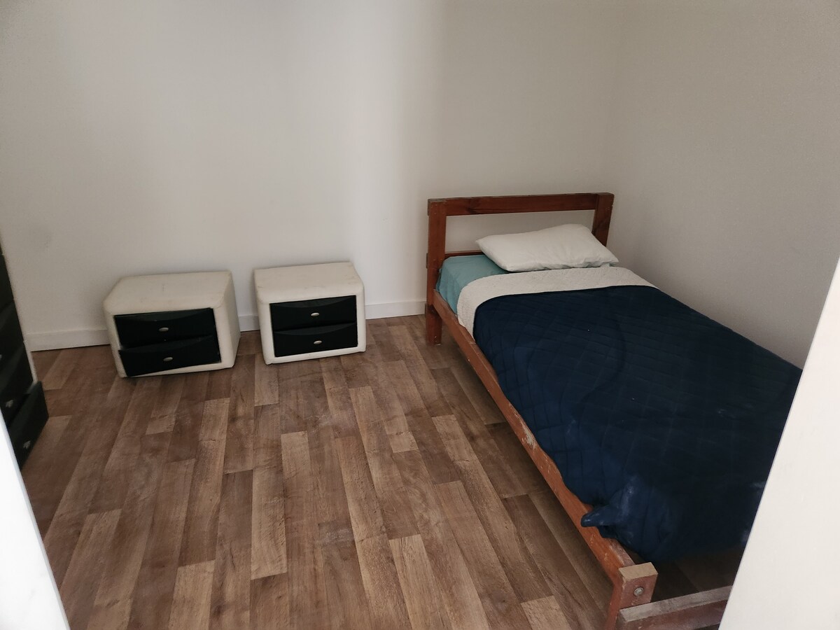 1 bedroom unit in a hostel