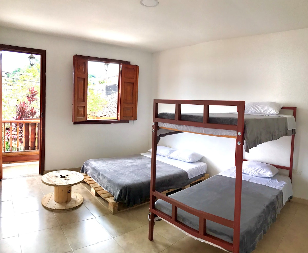 Nature Hostel - Couple, group or family room