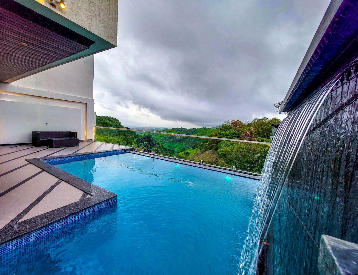 Luxury 5 BHK Celebrity Private Pool Villa Igatpuri