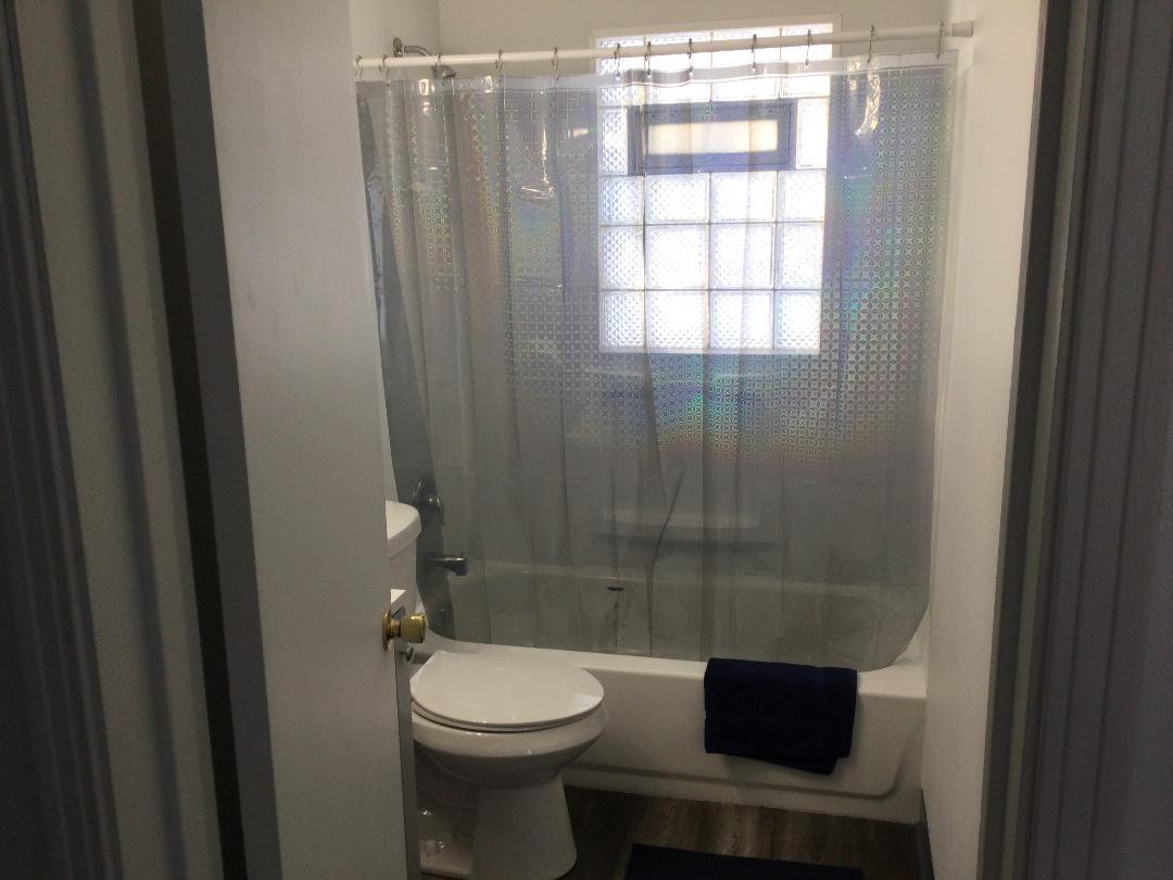 Roommate wanted, private bed and bath available