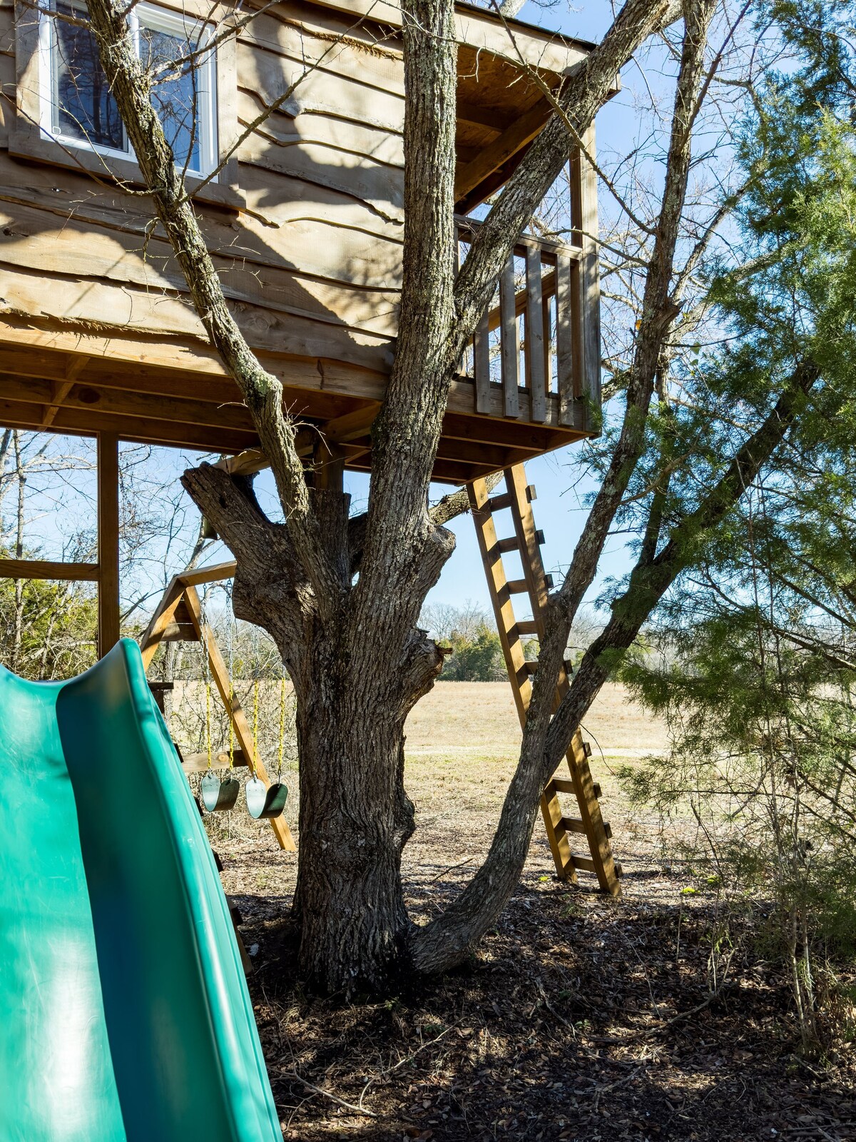 Luxury barndominium retreat (near Canton)