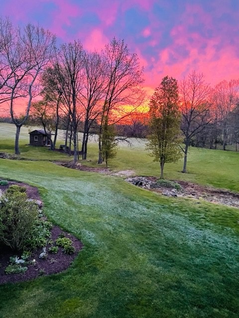 Spacious suite, country views, pool table, firepit