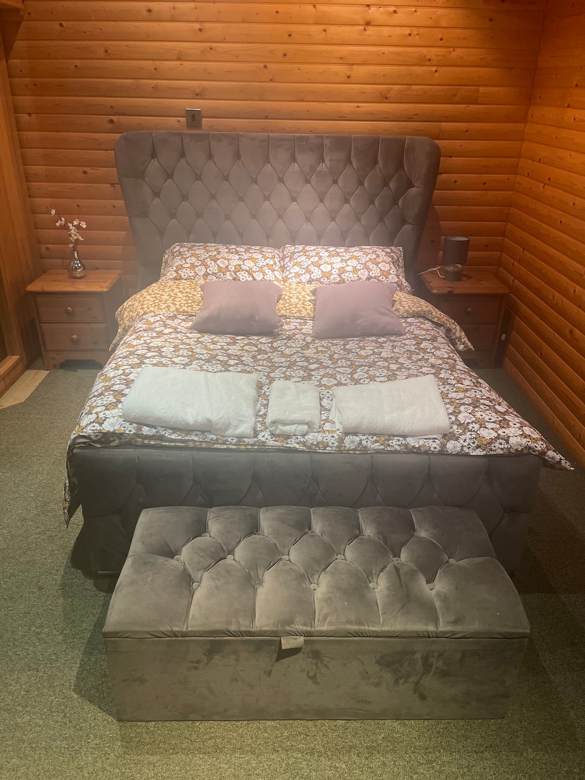 The Snug - Luxury En-suite Cabin wt Sauna in Grays