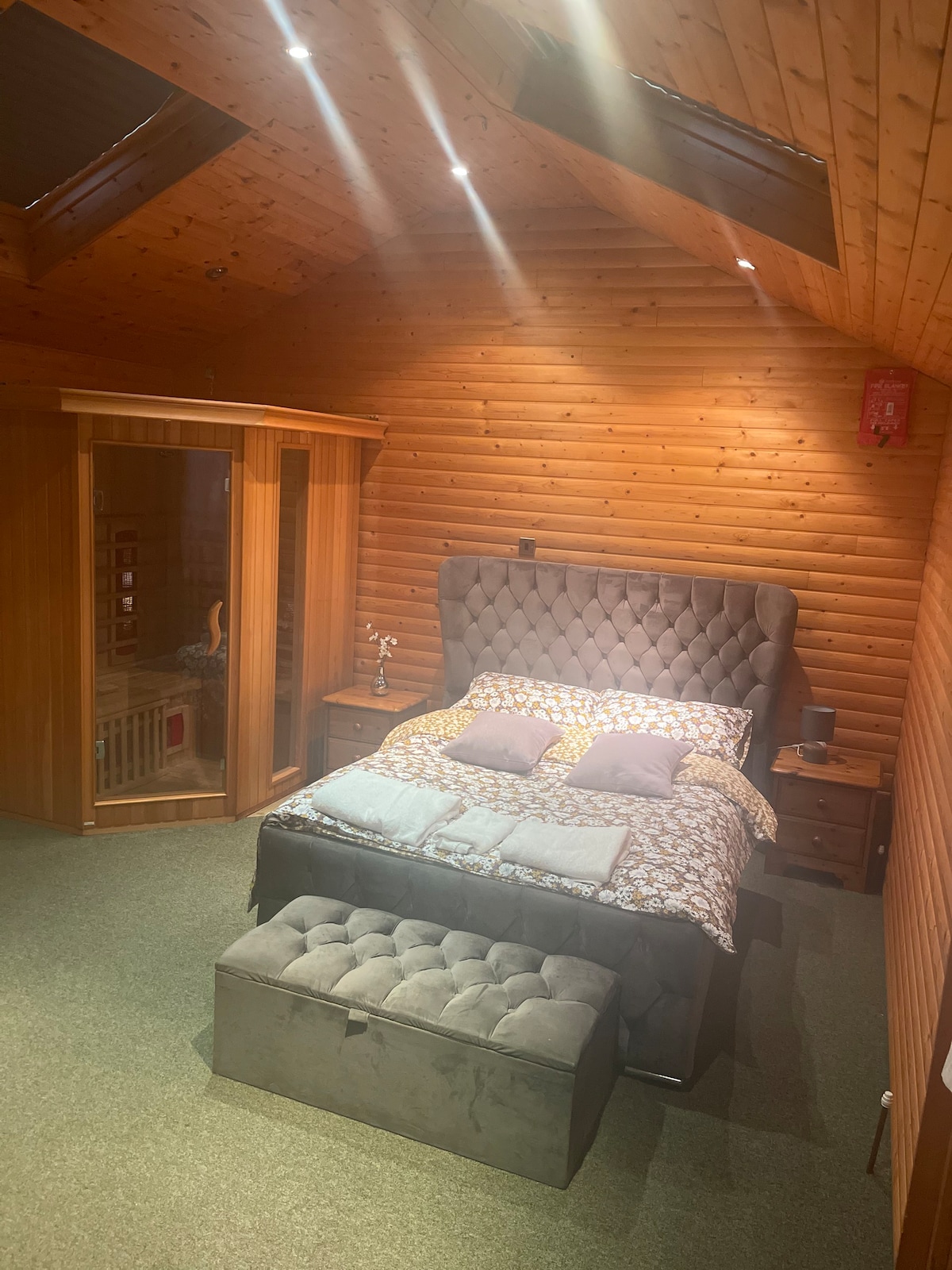 The Snug - Luxury En-suite Cabin wt Sauna in Grays