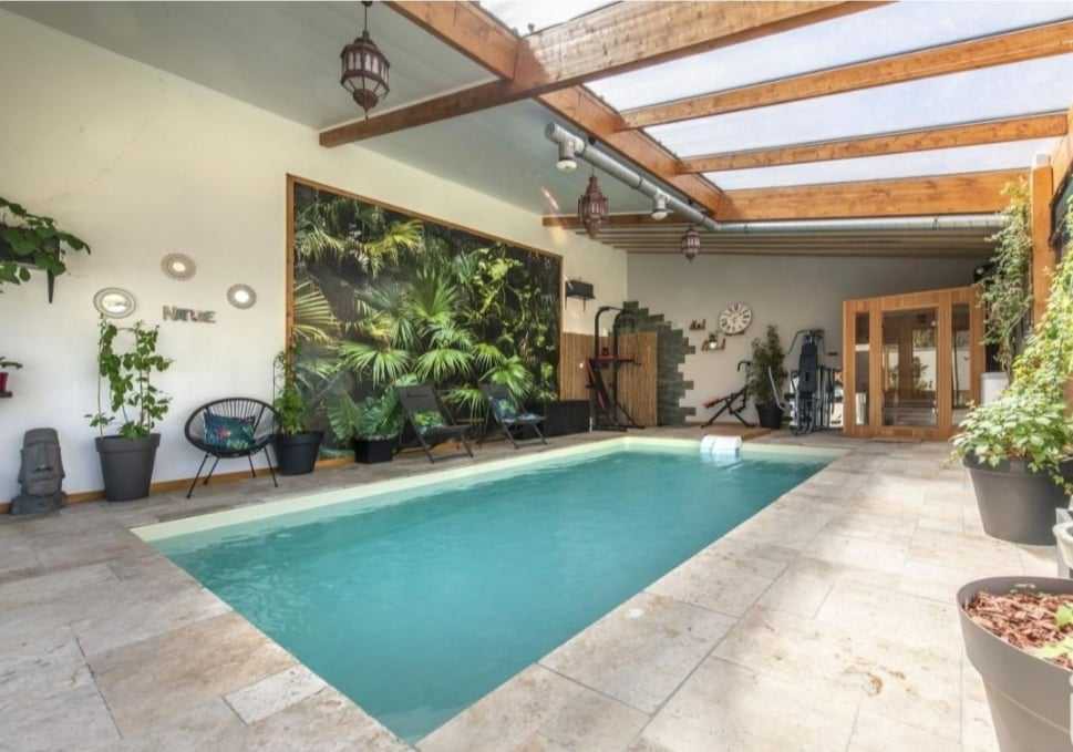 Maison de charme avec piscine chauffée